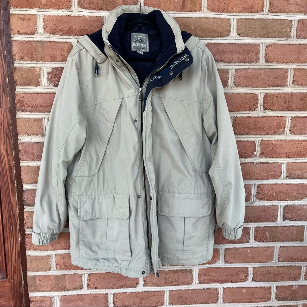 Hip grandpa jacket. Great for the outdoors. Men’s Medium